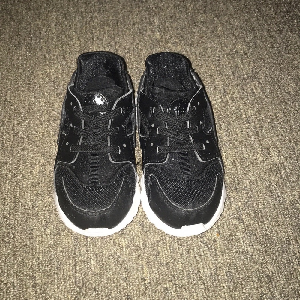 SOLD! Hurrache’s toddler boys